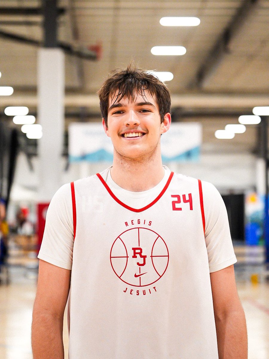 2026 W Eric Fiedler capped off Day 1 of <a href="/Section7Az/">Section 7</a> with a bang, finishing with 52 points, 7 made threes, and was 19/20 at the FT line as Regis Jesuit took down Arcadia (CA) 70-65 — Regis Jesuit takes on Highland tomorrow at 330 pm