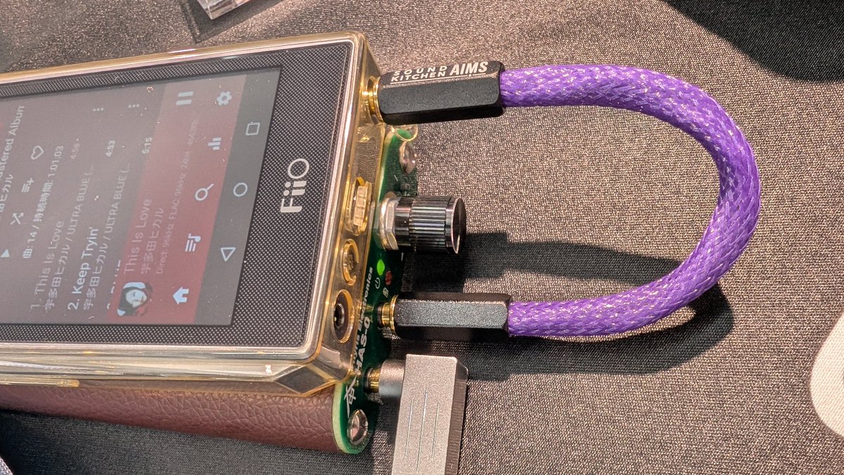 ESSENCE AUDIOさんのOG-01 ICを聴かせてもらいました！
私が今一番気に入って使ってる🧸ICより少し中低域が増えた感じに聴こえこの価格ですし最初の1本にかなりオススメ👍
味付けは殆ど感じなく上流の音をそのままに楽しみたい人向けで、ここから入って味付けされたICにも手を出して行ってください🙂