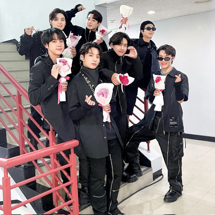 — 𝚂𝚘𝚛𝚝𝚎𝚘 𝚙𝚘𝚛 𝚎𝚕 𝚛𝚎𝚐𝚛𝚎𝚜𝚘 𝚍𝚎 𝚢𝚘𝚘𝚗𝚐𝚒ಇ.° 

✸ 𝙼𝚎𝚖𝚋𝚛𝚎𝚜í𝚊 𝚍𝚒𝚐𝚒𝚝𝚊𝚕 𝚍𝚎 𝙱𝚃𝚂 + 𝟷𝟶𝟶 𝚛𝚋𝚡

𝘽𝙮: 🐨