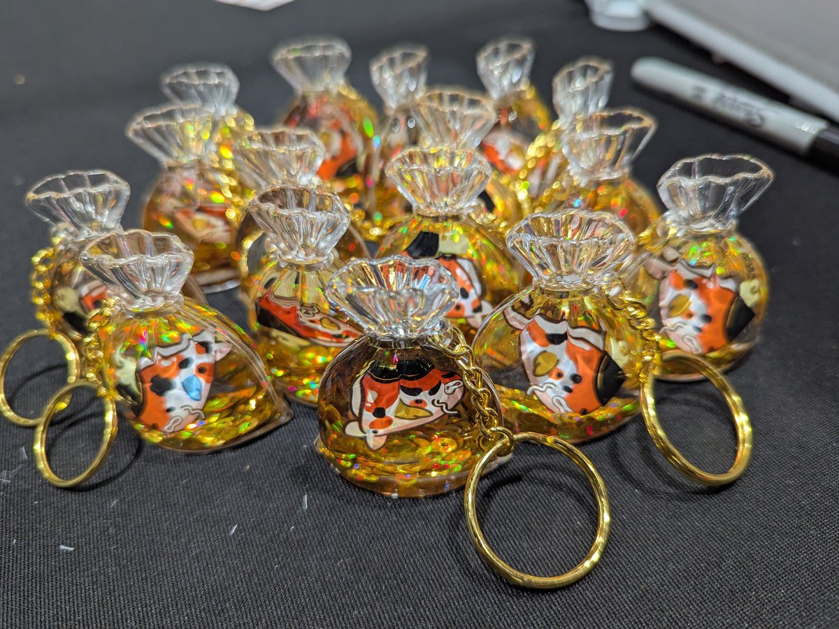 Good news everyone, these Puniko's need adopting and will be available online!! I'll try to have the listing ready in the next few weeks (with heads up!) thanks for all the love 🥺