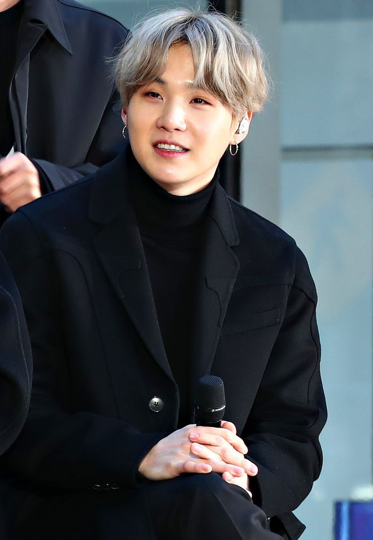WELCOME BACK YOONGI
KING AGUST D IS BACK
LIFE IS SWEETER WITH SUGA
#WelcomeHomeSUGA
#DDAY_SUGAisBACK #어서와윤기야
#SUGA #AgustD #슈가 #BTSSUGA
#방탄소년단슈가  #シュガ