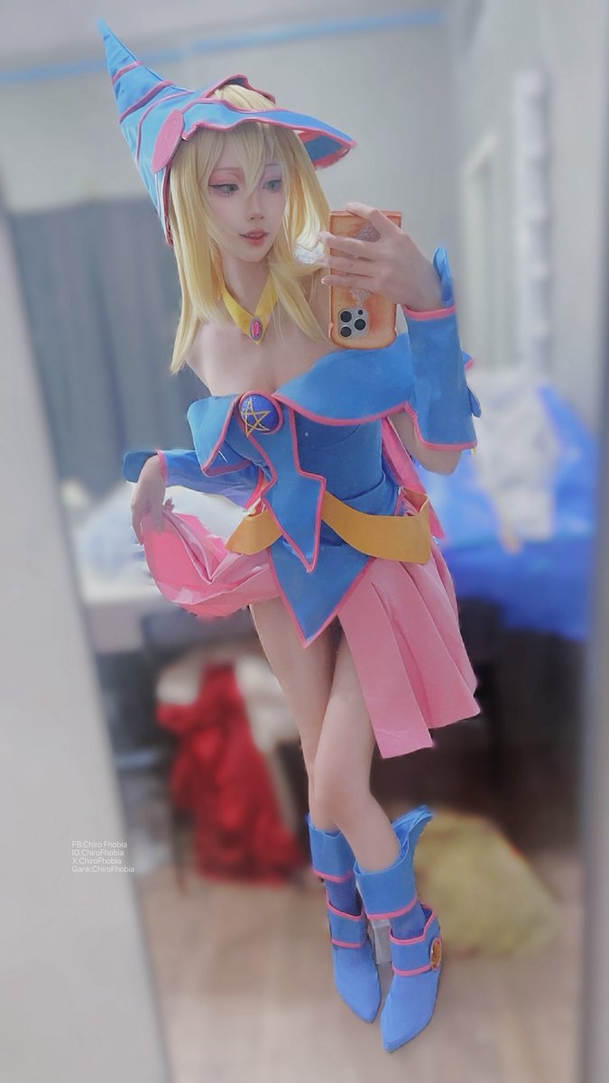 พรุ่งนี้เจอกันในลุคน้อง Black Magician Girl ที่งาน Kokoro บูธ H7-8 นะคะ มีของใหม่เพียบเลย ><