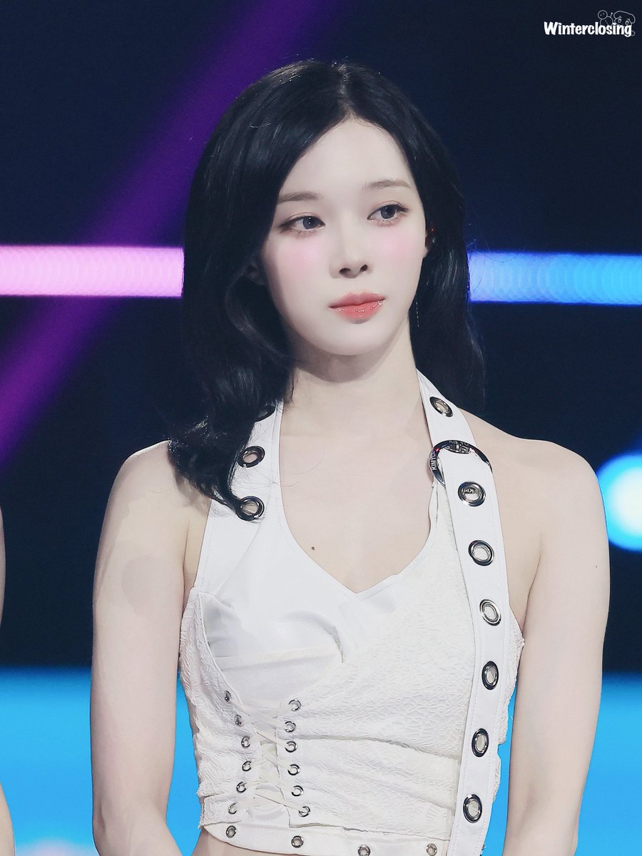 kwtclosing0101's tweet image. 250619 Myk festa

#aespa  #æspa #에스파 
#WINTER #윈터