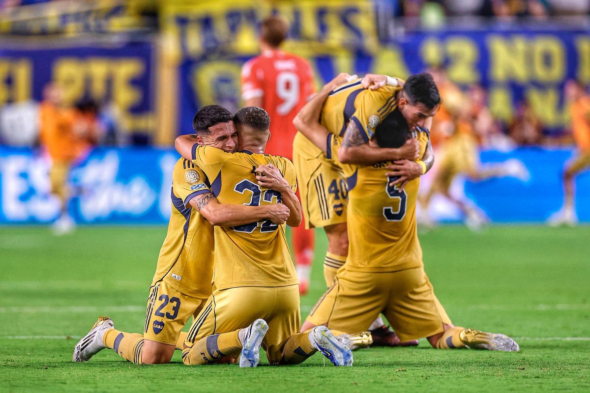 Mira esta foto... Porque nunca una alegria para nosotros?