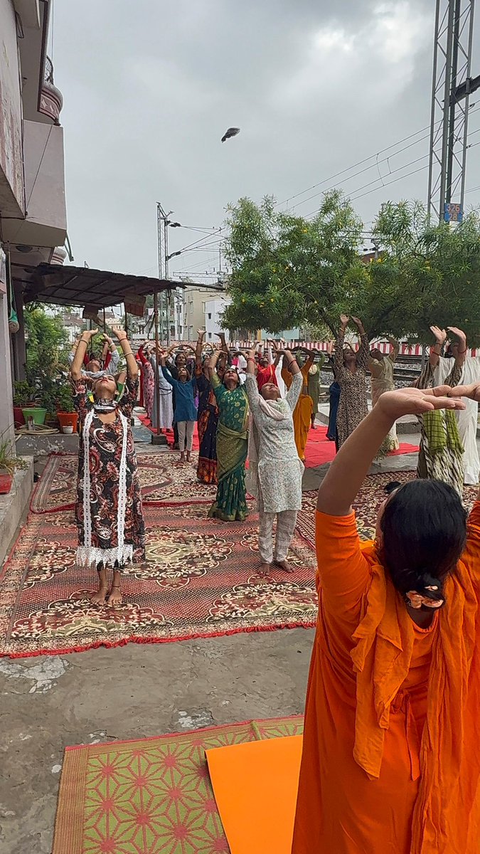 teenamaa2's tweet image. अंतरराष्ट्रीय योग दिवस की शुभकामनाएँ
#InternationalDayofYoga2025 #kinner #NarendraModi #YogiAdityanath #Keshav