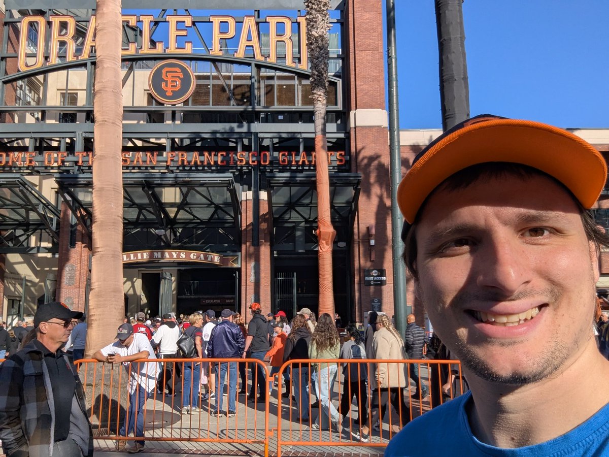 I LOVE this ballpark!