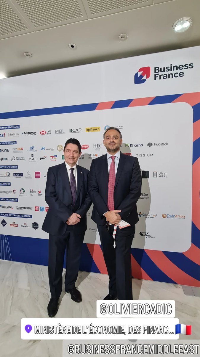 سعدت بالمشاركة في النسخة الثالثة من مؤتمر رؤية الخليـج 2025 المقام تحت رعاية فخامة الرئيس إيمانـويل ماكـرون، رئيس الجمهورية الفرنسية وإشراف  وكالة بيزنس فرانس، وذلك بمقر وزارة الإقتصـاد والماليـة الفرنسية في باريـس و مناقشة تحديات #الأمن_الغذاذءي 

#VisionGolfe 
#Agriculture