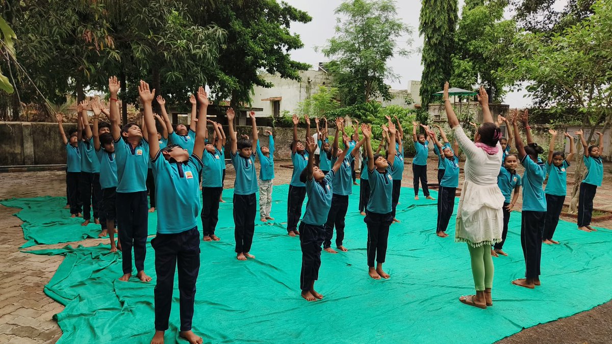 આજરોજ આયુષ્માન આરોગ્ય મંદિર દુધાળા ના પ્રાથમિક શાળામાં વિશ્વ યોગ દિવસ 2025 ની ઉજવણી કરવામાં આવી.
<a href="/TeamHealthMalia/">Team Health Malia_Junagadh</a> 
<a href="/PHCAMRAPURGIR/">PHC AMRAPUR</a>