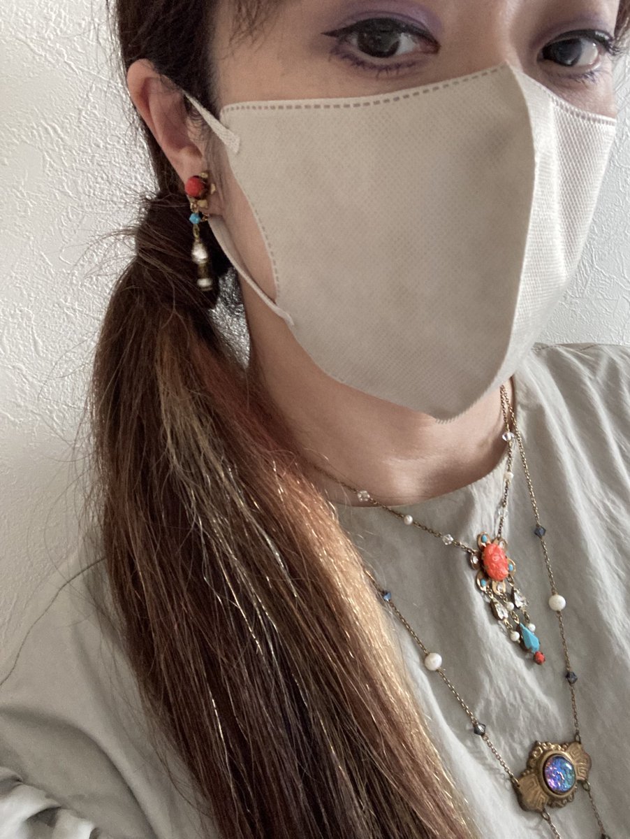 人形作家 福寿りり ウサギ ポシェット 少女の聖域｜Cuddle a Fluffy 福寿りり｜そばにいるよ｜｜MAUVE