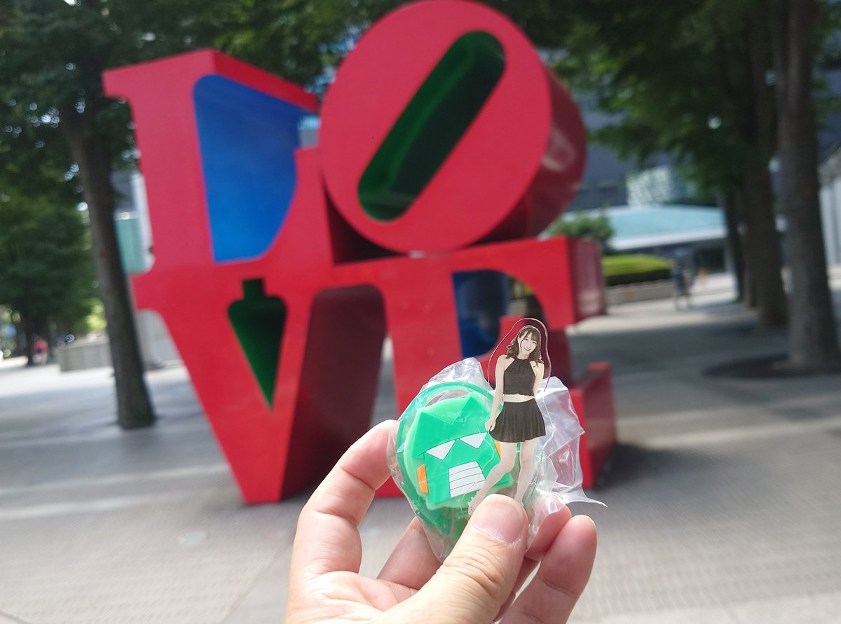 kmtcrz's tweet image. オソロは出なかったけど推しが出たので良しとします🤖
#あさみとはんぶんこ