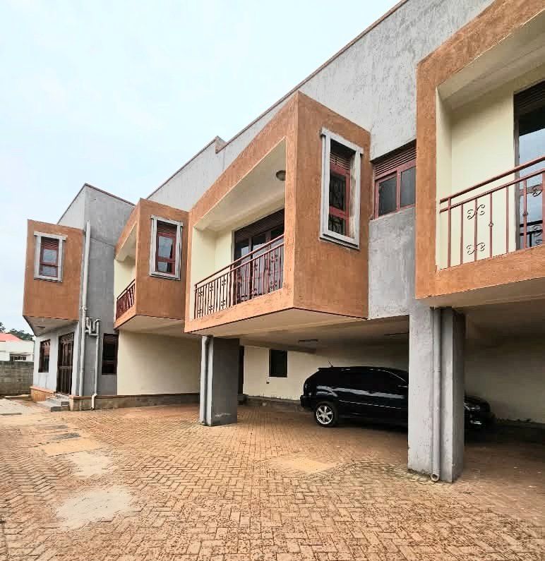 Dixongenius2's tweet photo. Brand new one bedroom and a sitting room apartment in #Kira nsasa at #600k
0758828536 https://t.co/LuIBy8It5V