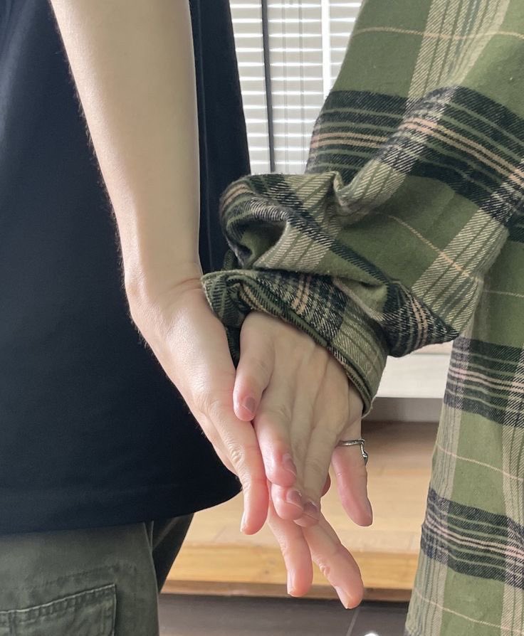 _baewon's tweet image. you belong with me
— a #minwon filo au

juancho (mg) is dubbed as med's mr nice guy—and everyone's head over heels for him. elian (ww) is not an exception to this. he can't help but hope that one day cho might see him more than just a friend.