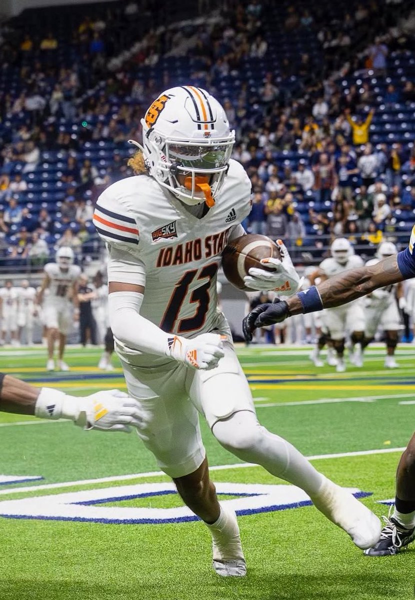 London Green (@londondgreen12) on Twitter photo 🙏🏾 After a great conversation and camp performance I am blessed to receive my 5th D1 offer from Idaho State University! <a href="/CodyHawkins/">Cody Hawkins</a> <a href="/CoachBlevinsISU/">Buddy Blevins</a> <a href="/Coach_KBjr/">KB Belton 🏈</a> <a href="/LennardFootball/">Lennard Football</a> <a href="/coachccarter3/">Cole Carter</a> <a href="/Rivals/">Rivals</a> @On3Recruits <a href="/Andrew_Ivins/">Andrew Ivins</a> <a href="/Andy_Villamarzo/">Andy Villamarzo</a> <a href="/H2_Recruiting/">Hasani (H2) | Football Recruiting</a> <a href="/BengalGridiron/">Idaho State Football</a> 🙏🏾 After a great conversation and camp performance I am blessed to receive my 5th D1 offer from Idaho State University! <a href="/CodyHawkins/">Cody Hawkins</a> <a href="/CoachBlevinsISU/">Buddy Blevins</a> <a href="/Coach_KBjr/">KB Belton 🏈</a> <a href="/LennardFootball/">Lennard Football</a> <a href="/coachccarter3/">Cole Carter</a> <a href="/Rivals/">Rivals</a> @On3Recruits <a href="/Andrew_Ivins/">Andrew Ivins</a> <a href="/Andy_Villamarzo/">Andy Villamarzo</a> <a href="/H2_Recruiting/">Hasani (H2) | Football Recruiting</a> <a href="/BengalGridiron/">Idaho State Football</a>