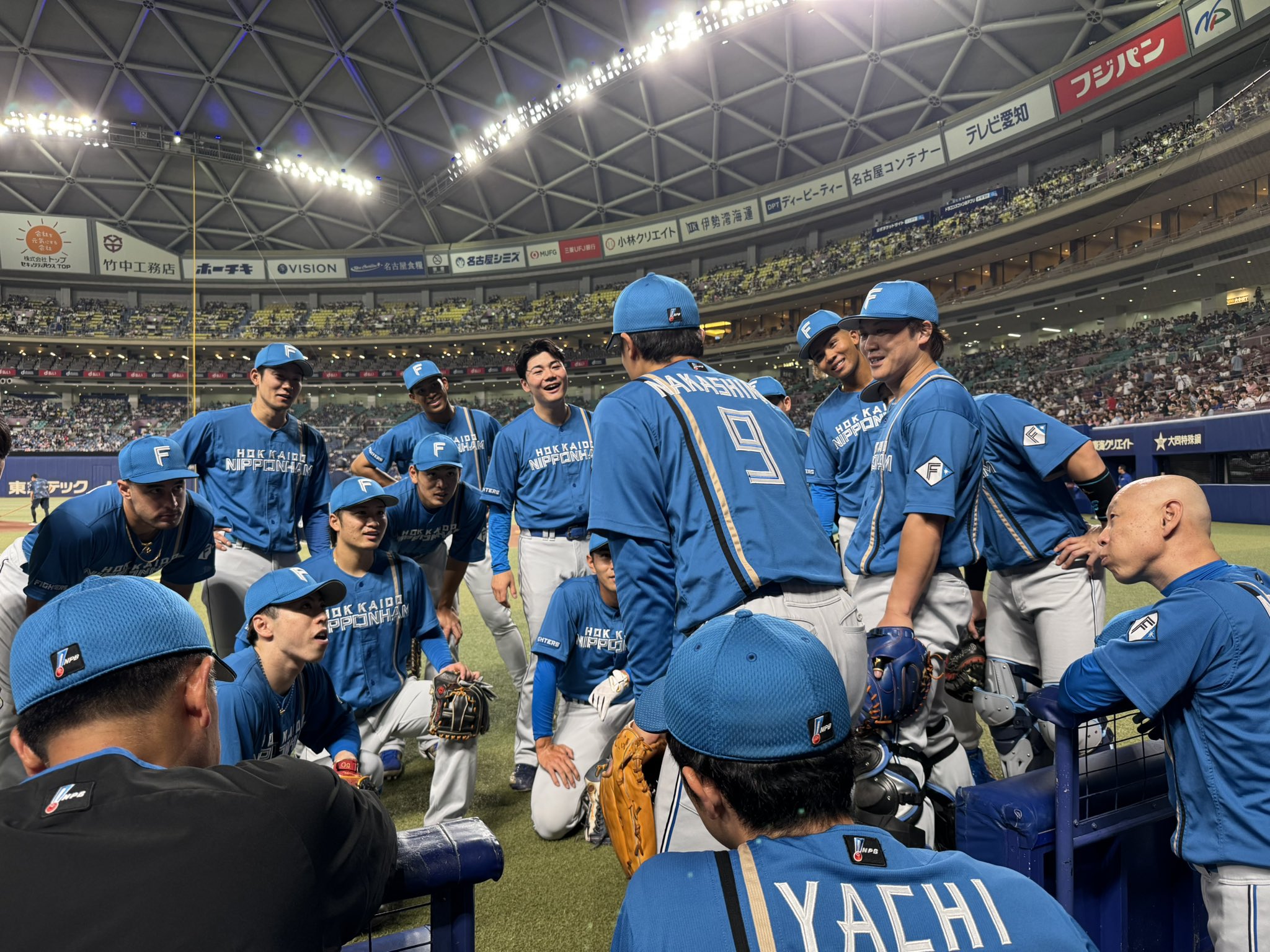 非売品★中島卓也★日本ハムファイターズ★首振りフィギア★ 71guNGu2zAL._UF350,350_QL50_.jpg