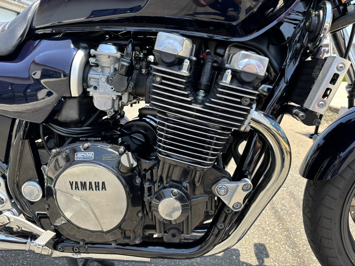 tzn0909's tweet photo. 中古車情報
ヤマハ
XJR1200 ModelYear1996
ODO 9411km https://t.co/g99yJjOyPi