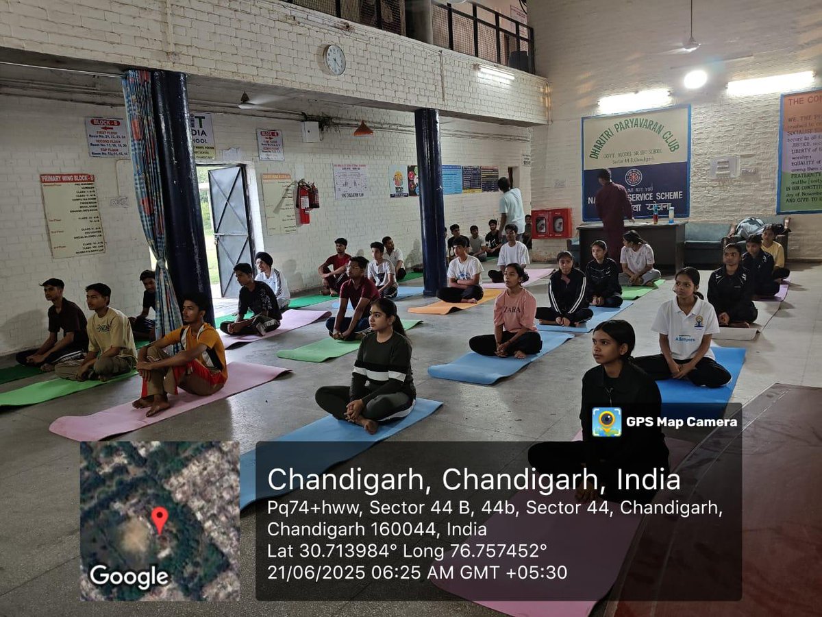 gmsss44's tweet photo. YOGA DAY CELEBRATION IN GMSSS44 https://t.co/1W5ccjL4aq