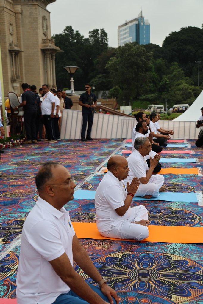 Hon'ble Governor of Karnataka Shri Thaawarchand Gehlot participated in the 11th International Yoga Day–2025 celebrations organized by the AYUSH Department in front of Vidhana Soudha, Bengaluru, and joined in the yoga session.