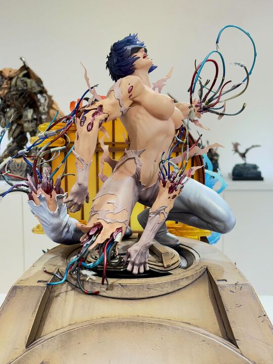 【#Prime1studio 最新情報⑤1/3】
押井守監督『GHOST IN THE SHELL / 攻殻機動隊』より、物語終盤、アラクニダとの死闘を切り取った印象的なシーンの「草薙素子vsアラクニダ」1/4スタチューが登場。(サトウ)