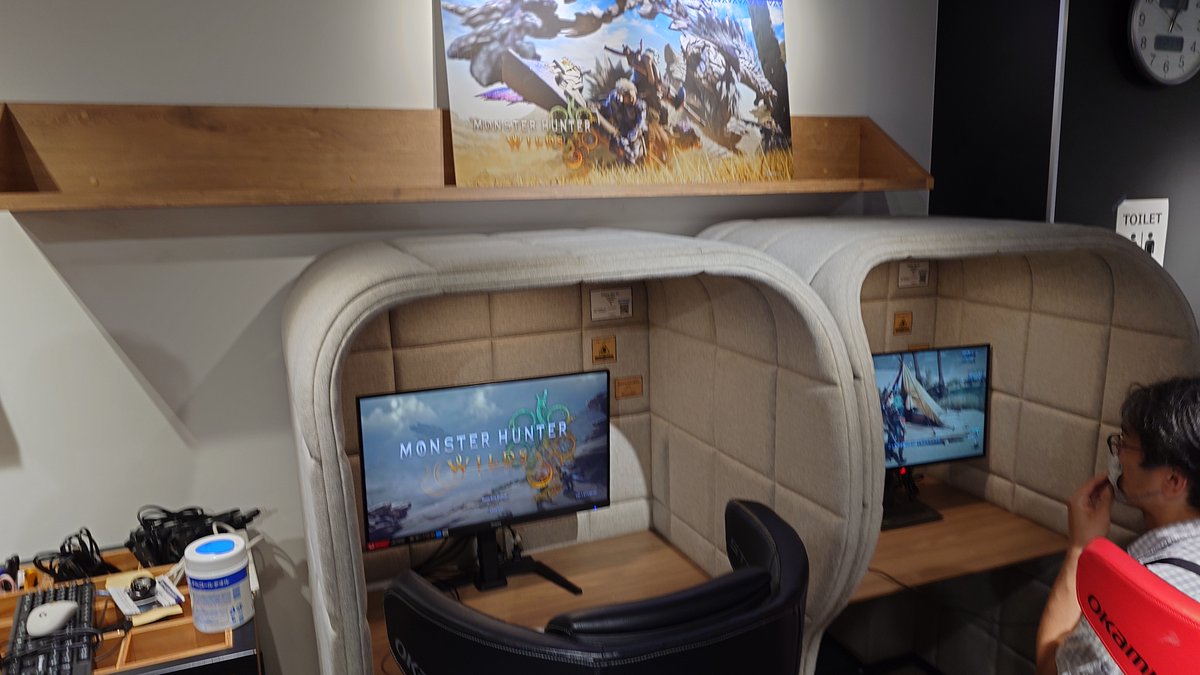 本日秋葉原で「最新のインテル Core プロセッサー搭載PCと一狩りいこうぜ」キャンペーンのスタートイベントを開催中！
対象店舗でのインテル製品の購入のほか、スタンプラリー参加でさまざまな賞品が当たります。