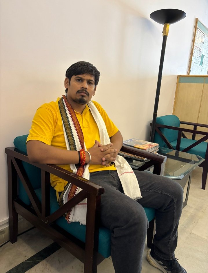 adityas66612791's tweet image. #Release_RajatSingh
@RajatsinghAU जल्द से जल्द रजत सिंह को रिहा किया जाए वरना यह गलती कहीं बहुत भारी न पड़ जाए सरकार को छात्रों की जगह विद्यालय है जेल नहीं