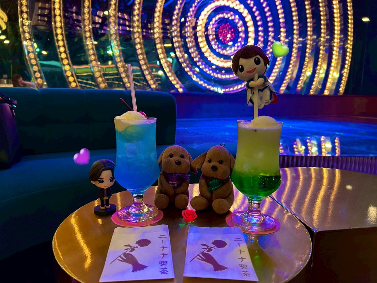 SZn_on0714_Fuma's tweet photo. 💜💙❤️💚🧡
timeleszアルバム「FAM」特典映像を観て大号泣😭🌹
SexyZoneが恋しくなっちゃって向かったのはChapterIIでお世話になった「ニーナナ喫茶」
入るまでドキドキしちゃったけど入ったら落ち着いて大好きまおちゃんと泣笑しつつ長居🤭🌹笑
#SexyZone
#timelesz
#風磨
#ChapterII
#ニーナナ喫茶 https://t.co/Nr4lo7kB5T