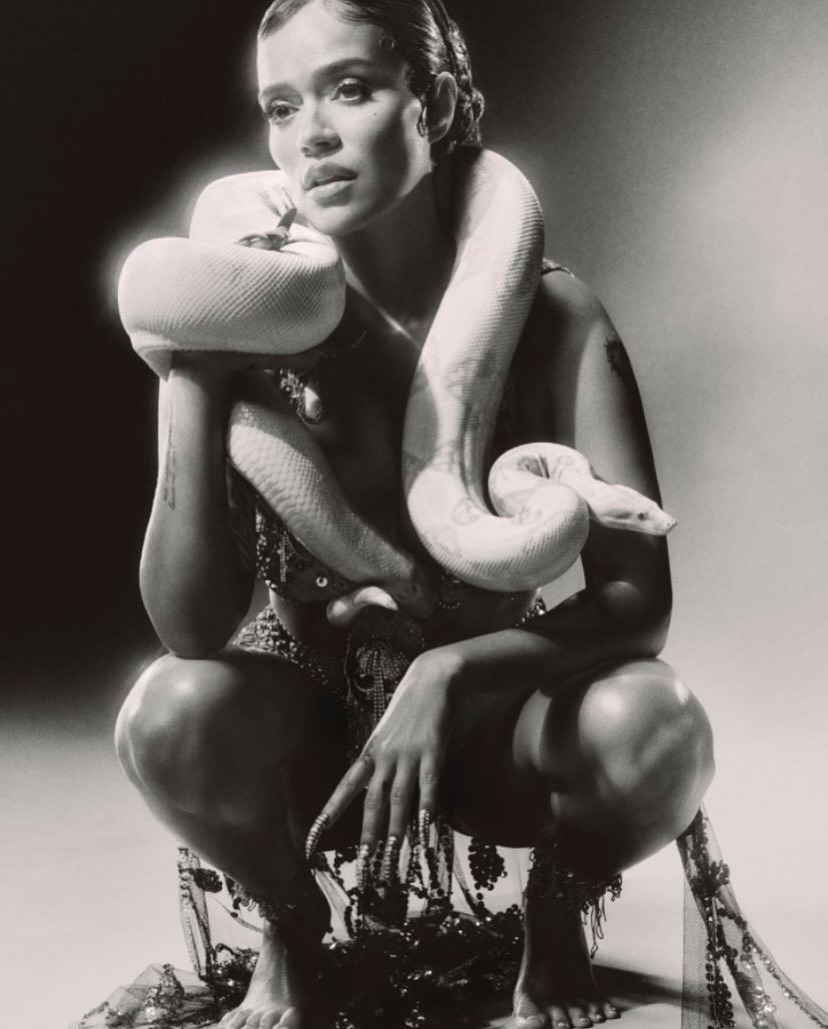 Karol G x Complex. 🖤 #KarolG