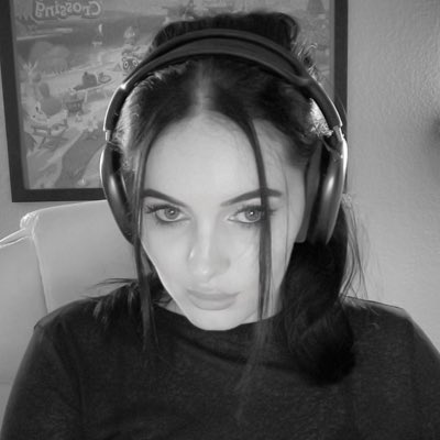 ashleejonelle's tweet image. #NewProfilePic #photobooth