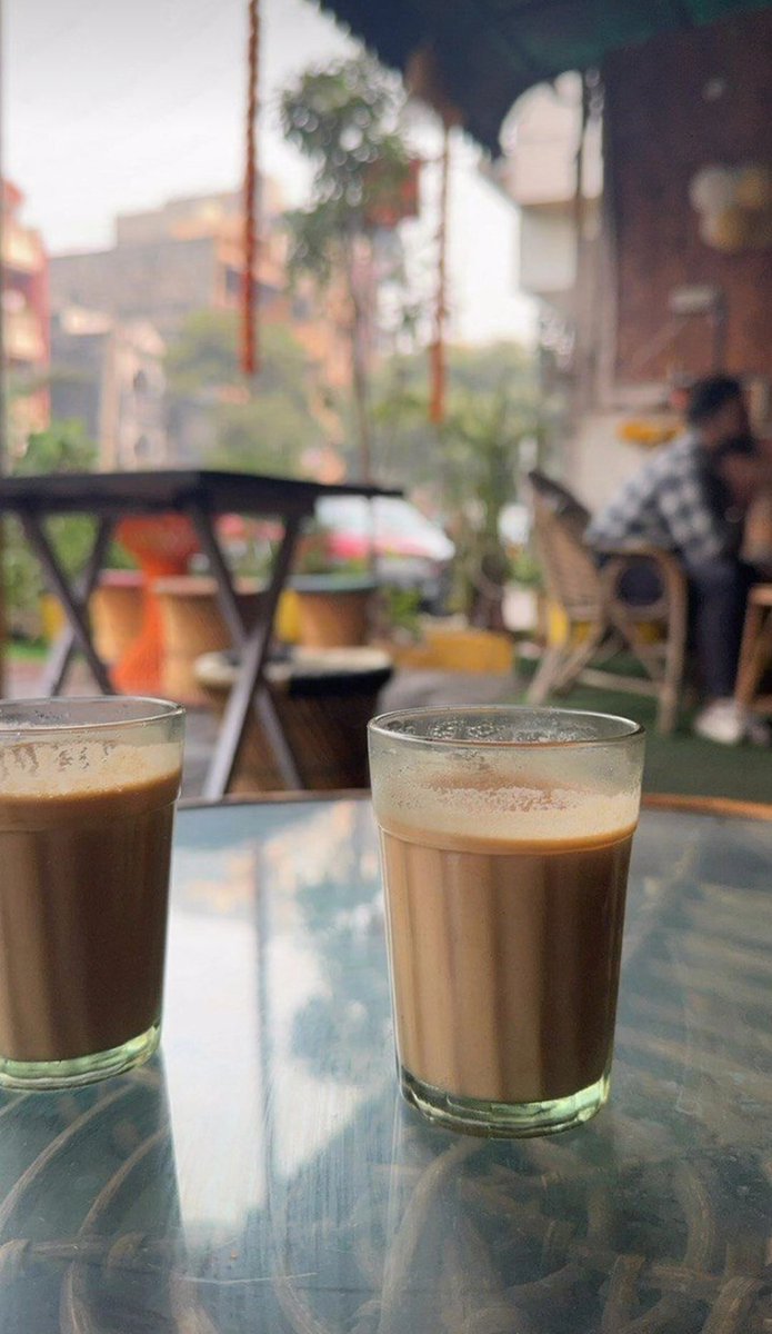 कभी-कभी कुछ तस्वीरें बिना कहे काफी कुछ कह जाती है....
#यादें 😊