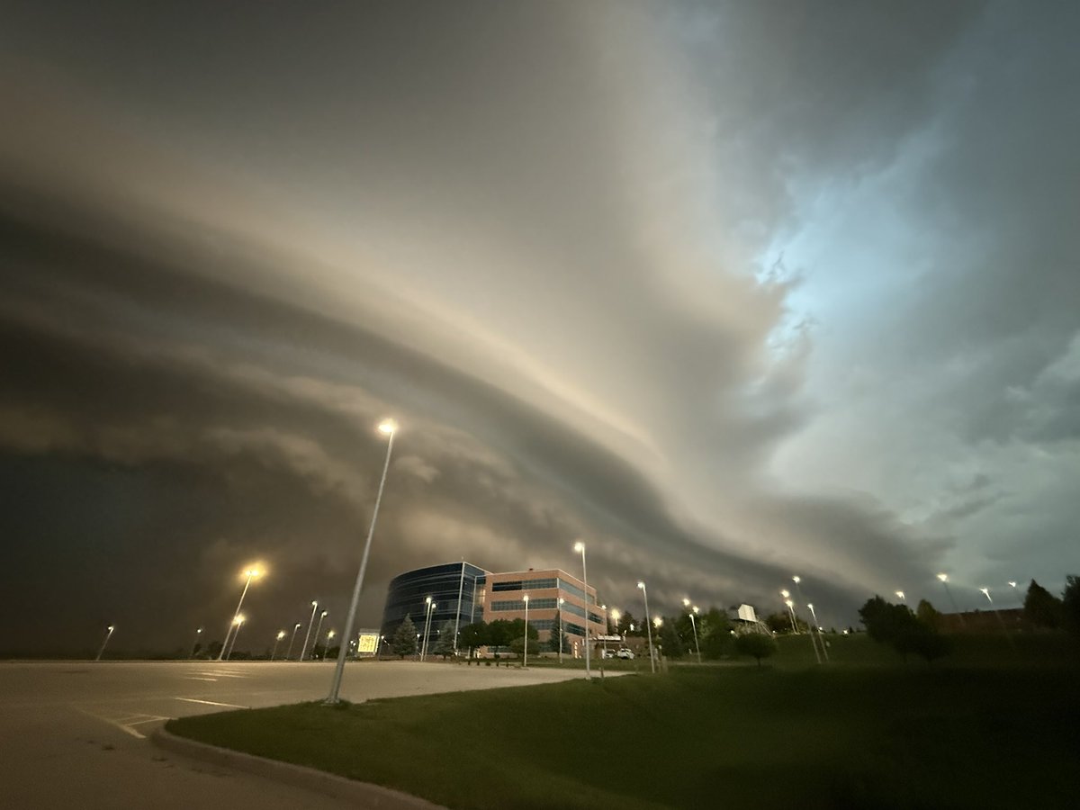 flickertailtime's tweet image. Big time uh oh in Bismarck, ND
