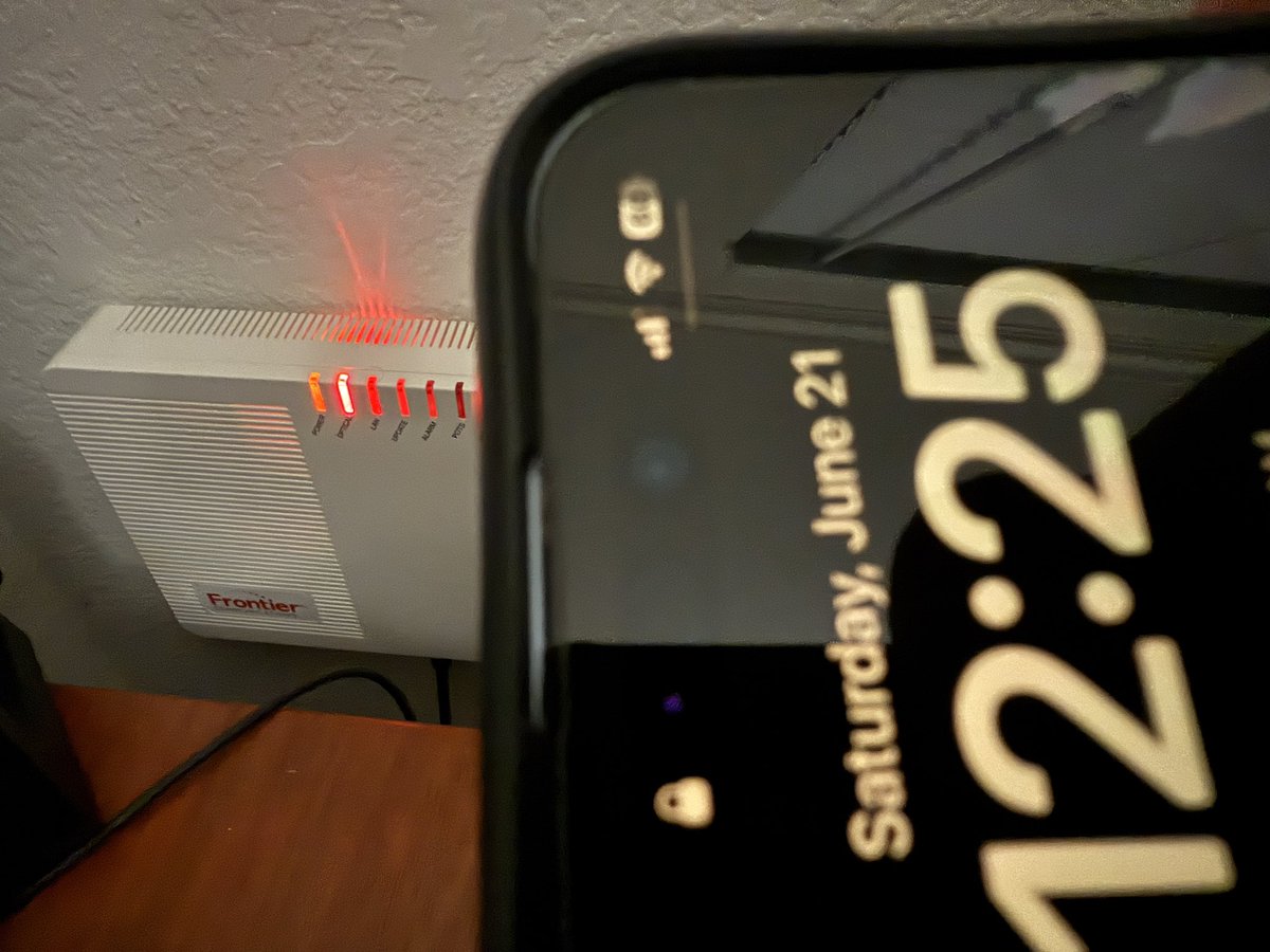 KimchiNRD's tweet photo. @FrontierCorp this is an ongoing issue. Thanks for no resolution in over 4 months! 😤 https://t.co/hv9IELflIh