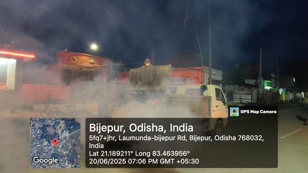NacBijepur's tweet photo. Fogging activities at different wards of Bijepur NAC before onset  monsoon to prevent any kind of pandemic like Dengue, Malaria https://t.co/ckckocPcpm