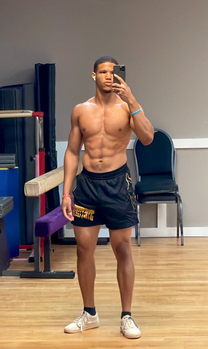 St. Jupiter tweet media