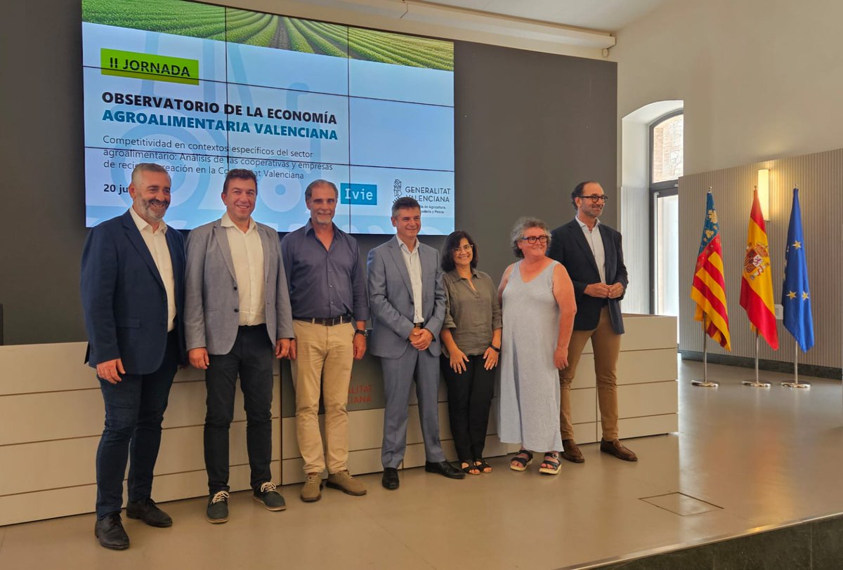 CValencianos's tweet image. Una interesante jornada la que vivimos ayer. II Jornada Observatorio de la economía agroalimentaria valenciana. El sector citrícola es una pieza clave e indiscutible @Valencianos @GVAagricultura