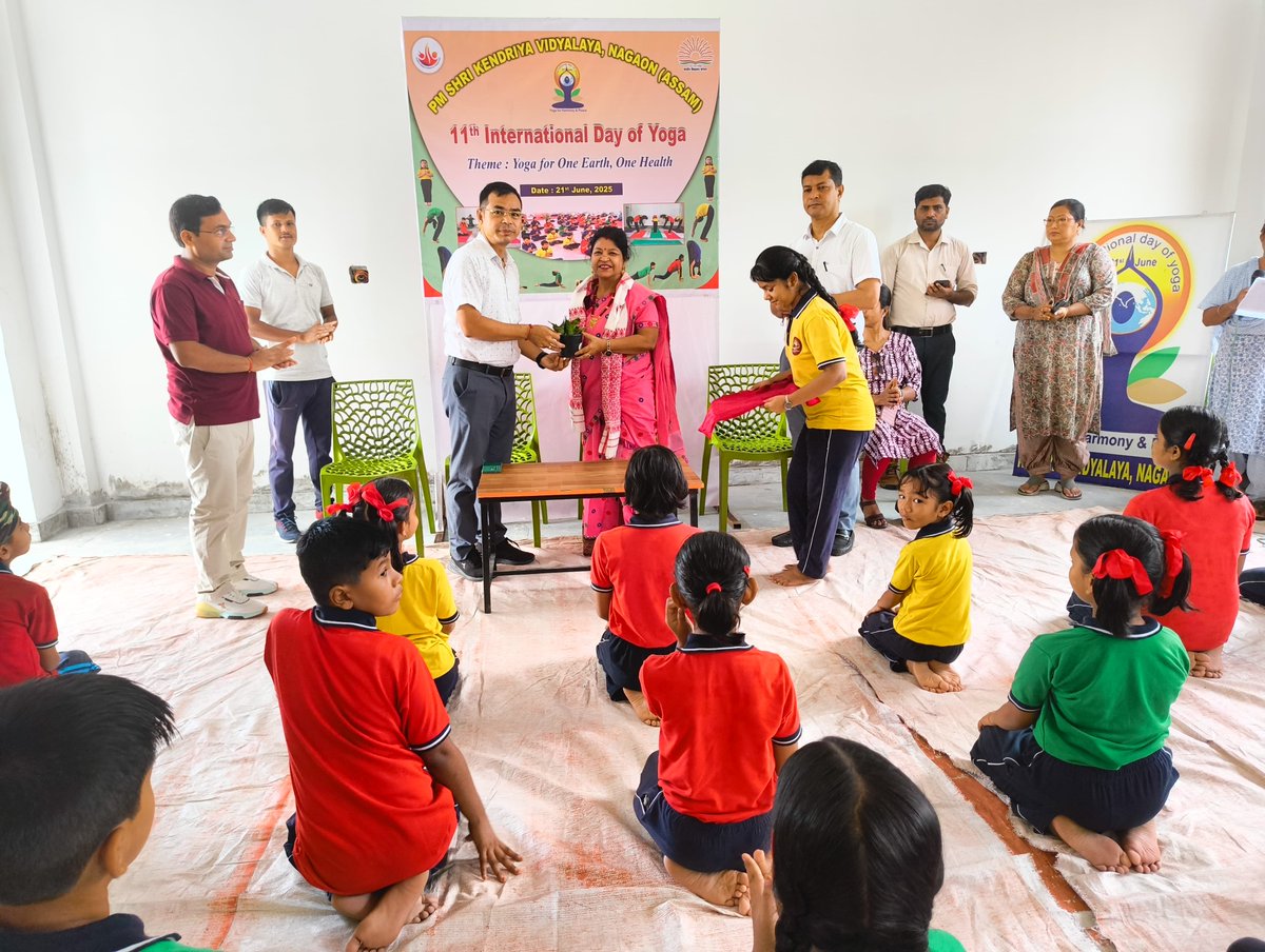 PM Shri KV Nagaon (@kv_nagaon) on Twitter photo 🧘♂️ PM SHRI KV Nagaon celebrated the 11th #InternationalYogaDay with great enthusiasm! 📷 Theme: Yoga for One Earth, One Health Students joined a yoga session & took part in an inter-house quiz on yoga’s benefits & history
<a href="/KVS_HQ/">Kendriya Vidyalaya Sangathan</a>
<a href="/GuwahatiKvs/">KVS RO GUWAHATI</a>
<a href="/EduMinOfIndia/">Ministry of Education</a> 🧘♂️ PM SHRI KV Nagaon celebrated the 11th #InternationalYogaDay with great enthusiasm! 📷 Theme: Yoga for One Earth, One Health Students joined a yoga session & took part in an inter-house quiz on yoga’s benefits & history
<a href="/KVS_HQ/">Kendriya Vidyalaya Sangathan</a>
<a href="/GuwahatiKvs/">KVS RO GUWAHATI</a>
<a href="/EduMinOfIndia/">Ministry of Education</a>