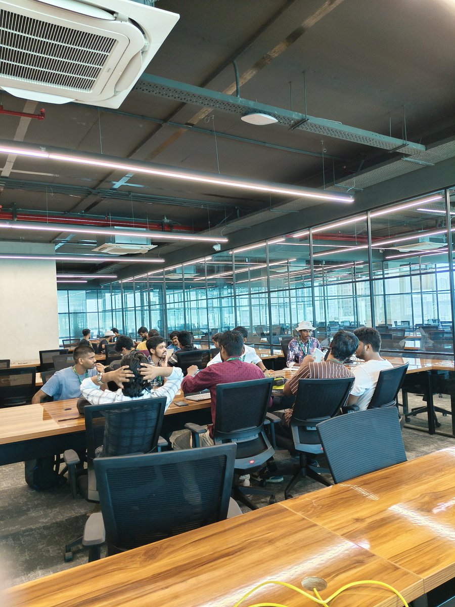 Satya_Idk's tweet image. 👩💻👨💻 The devs have started building! ⚡
#NamasteJupiverse Hackathon is in full swing in Hyderabad — ideas turning into code, dreams into reality! 🚀 @jup_ind @JupiterExchange #BUIDLing