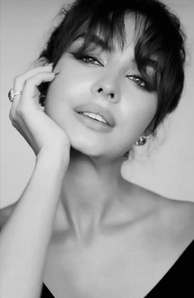 youtu.be/atnSCbXuv04?si…
❤️🎶ΚΡΑΤΑ ΓΙΑ ΤΟ ΤΈΛΟΣ 🎶❤️
Όταν Σπάσει Το Γυαλί Λένε..
'Η Το Πετάς...
' Η Το Σφίγγεις Και Πονάς ❣️
Γιατί Όταν Σε Πληγώνουν Οι Άνθρωποι Σου Πρέπει Να Επιλέξεις....
Στο Χέρι Σου Είναι... 
Την Αγάπη Μου Από ❤️❤️❤️💋💋💋