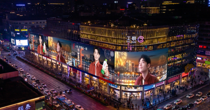 IF น้ำมะพร้าวไทย ตอกย้ำความเป็นผู้นำตลาด !!
คุณพงศกร พงษ์ศักดิ์ ประธานเจ้าหน้าที่บริหาร IFBH Limited ประกาศเดินหน้าต่อสัญญากับ “เซียวจ้าน” ซูเปอร์สตาร์จีน เป็น Global Brand Ambassador ปีที่ 2 สร้างปรากฏการณ์ความสำเร็จต่อเนื่อง หลังน้ำมะพร้าว IF ครองแชมป์ยอดขายอันดับ 1 ในจีน 5