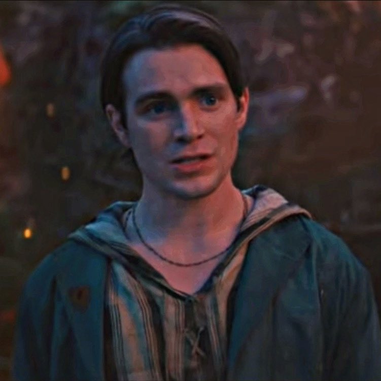 STRONGPRNCESS's tweet image. || Layouts for @snowwhitesbndit and I made by me.