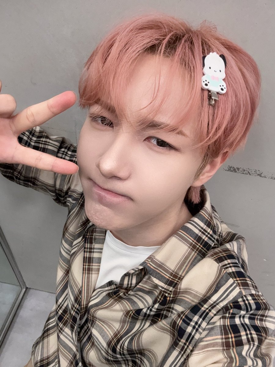 jenren days ♡ tweet media