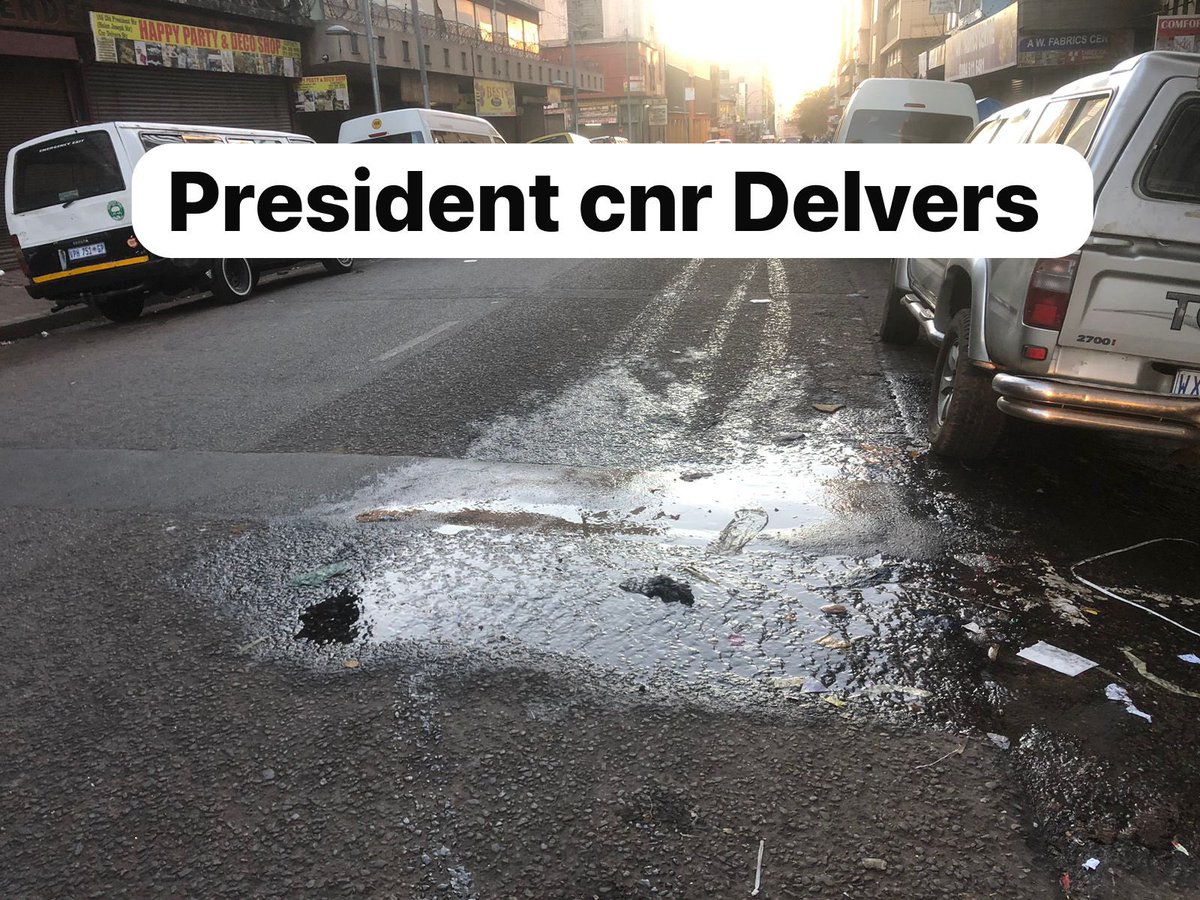 FasdaProtect's tweet image. Water leaks coming up from the road surface. @JHBWater please attend too.
JHB CBD
