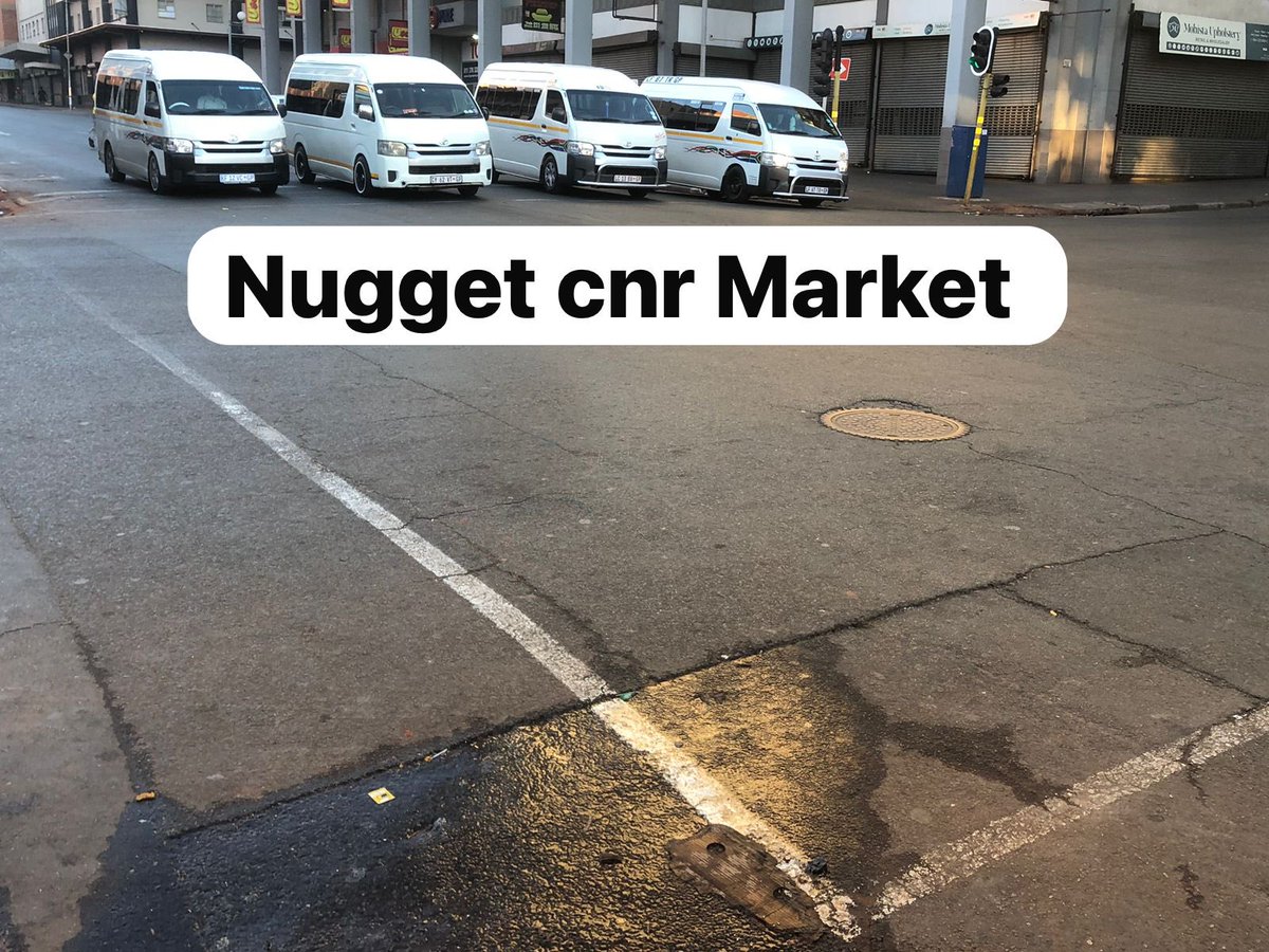 FasdaProtect's tweet image. Water leaks coming up from the road surface. @JHBWater please attend too.
JHB CBD