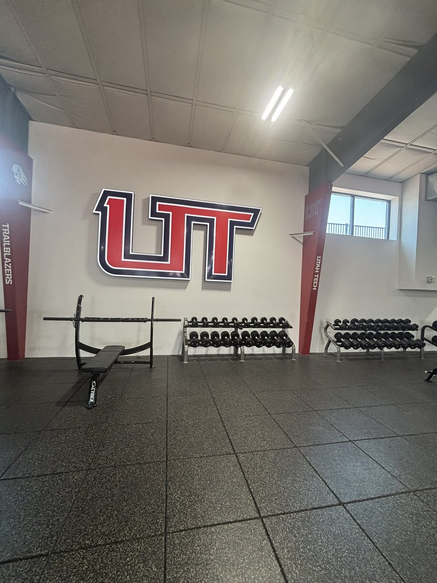 Captain627272's tweet image. Thank you for inviting me to your camp @GregBiggins @2gKohl @coachcruz96 @CoachSethAdam3 @One11Recruiting @CoachOglesby @Raadicle @CoachBru1 @CoachBrennan @SportPrepX @_formulasports @TEAMHUSTLEFTBL @UtahTech_Fball