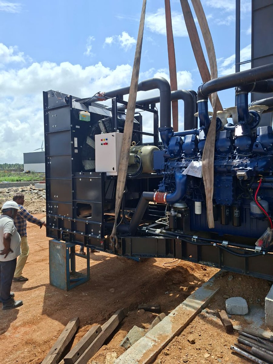 maxpowerservice's tweet image. Powering Progress in Coimbatore! ⚙️⚡
Successful assembling and positioning of a 1500kVA Kirloskar Generator for industrial purpose at our client&apos;s site in Coimbatore, Tamil Nadu

For more details, visit 🌐 maxpowerservices.com
📞 Call us: 93828 36363

#KirloskarGenerators