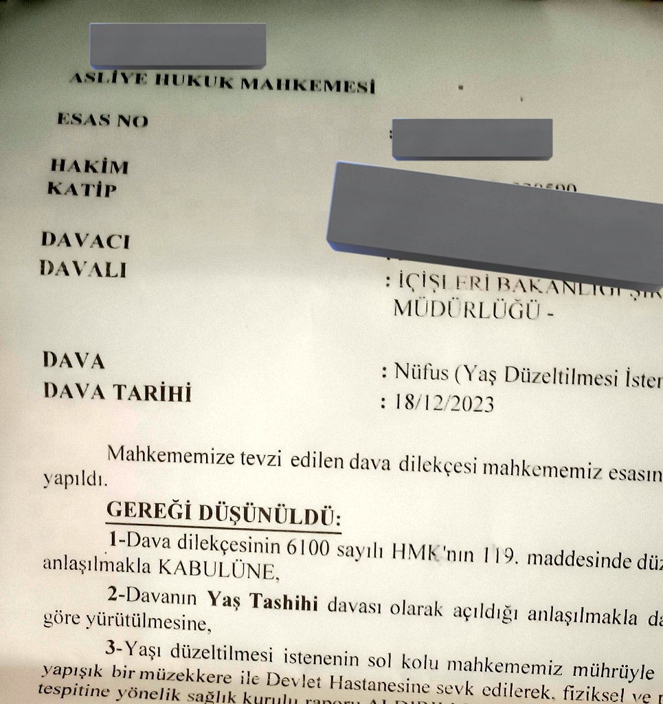 ikraaselz's tweet photo. Kürtlerin genel olarak yaşadığı sorunu benim zamanında bulduğum çözüm😏 https://t.co/pxBgVl3O9D