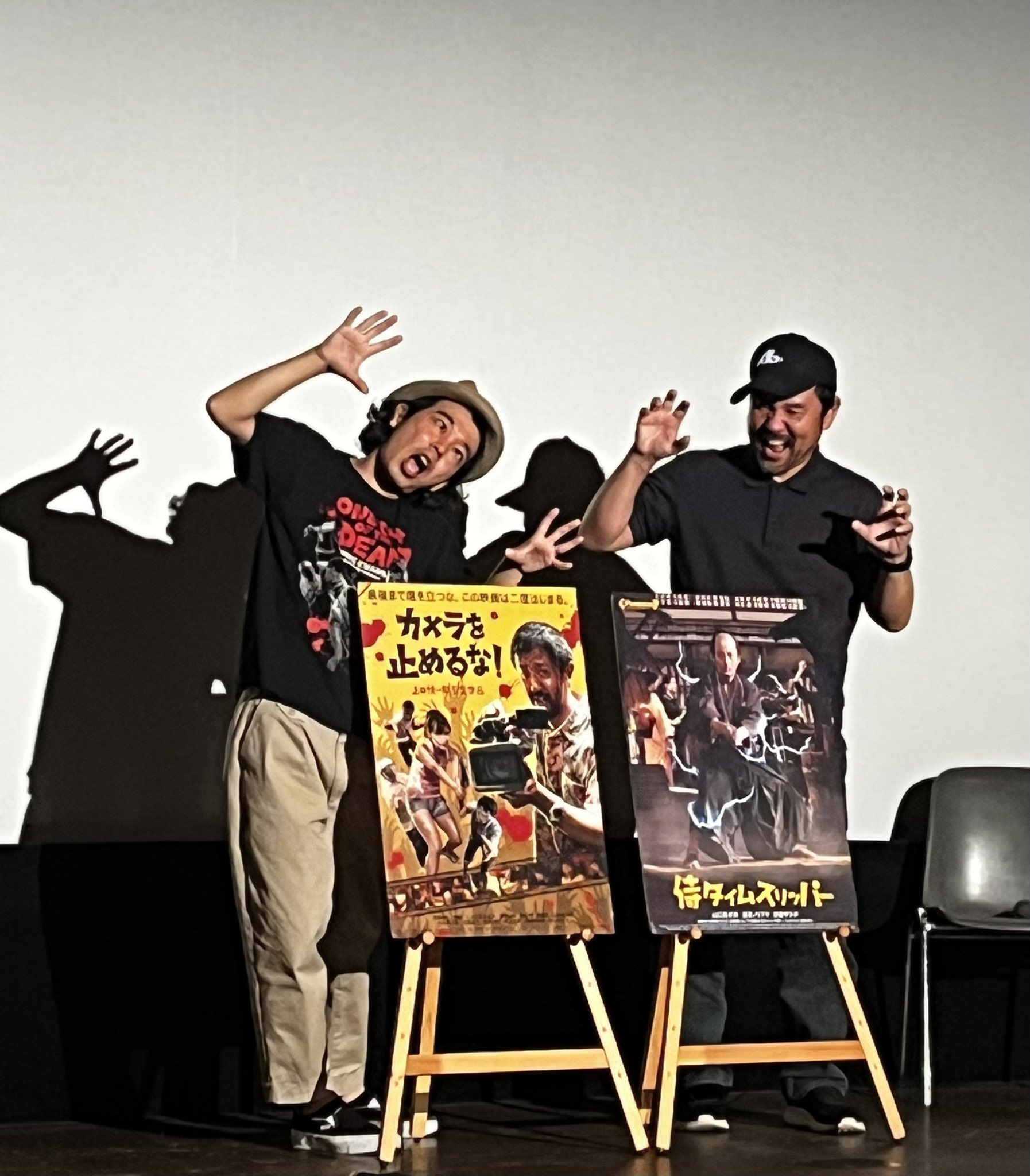 上田慎一郎監督　カメラを止めるな 直筆サイン入りポスター 上田慎一郎監督 カメラを止めるな 直筆サイン入りポスター 邦画