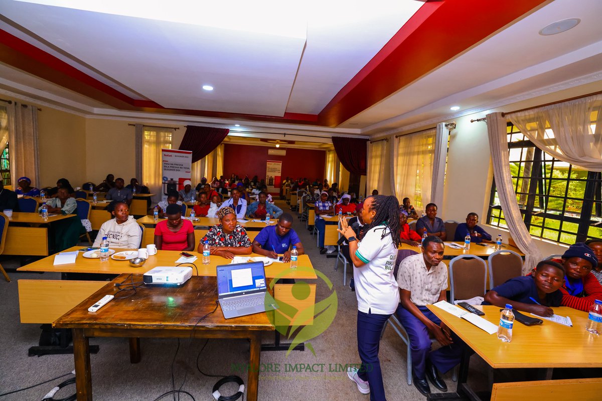Yesterday in Homa Bay, we had an impactful local stakeholder and community engagement meeting on clean cooking.
#CleanCooking #CommunityEngagement #HomaBay #SustainableEnergy #ClimateAction #EnergyAccess #NyaloreImpact #CleanEnergyForAll #PartnershipsForChange #HealthierHomes