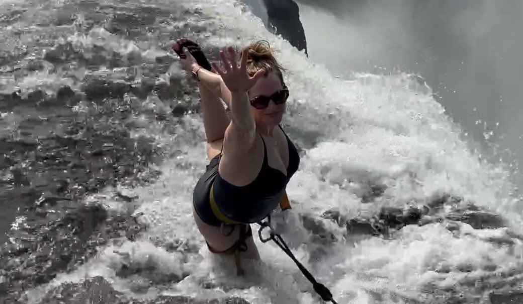 Happy #InternationalYogaDay! I celebrated by doing <a href="/breezeyogauk/">Breeze Yoga</a>’s 5am summer solstice yoga class, walking back home through beautiful Kelsey Park, &amp; looking back on my favourite yoga experiences of this year - including in Victoria Falls!