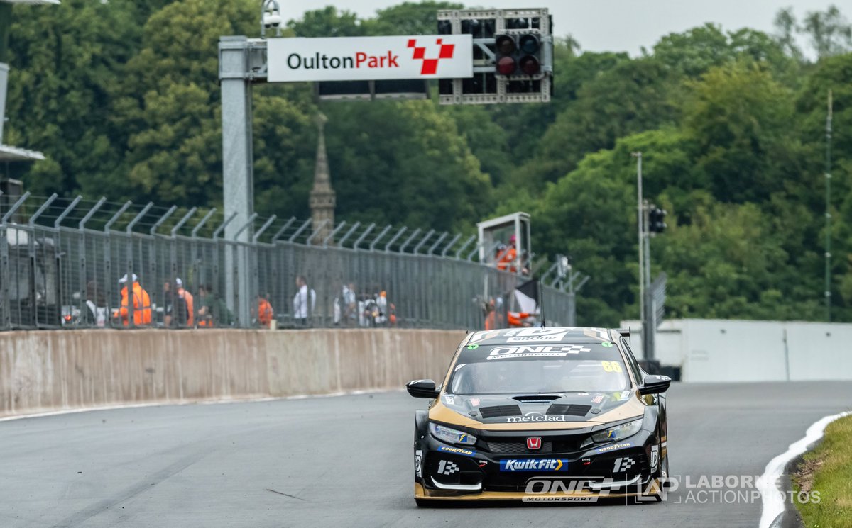 Laborne Action Photos 📸 tweet media