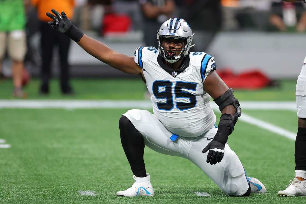 The #Panthers' savior has returned just in time to lead their defensive resurrection in 2025.

⬇️⬇️⬇️

MORE: catcrave.com/panthers-savio…