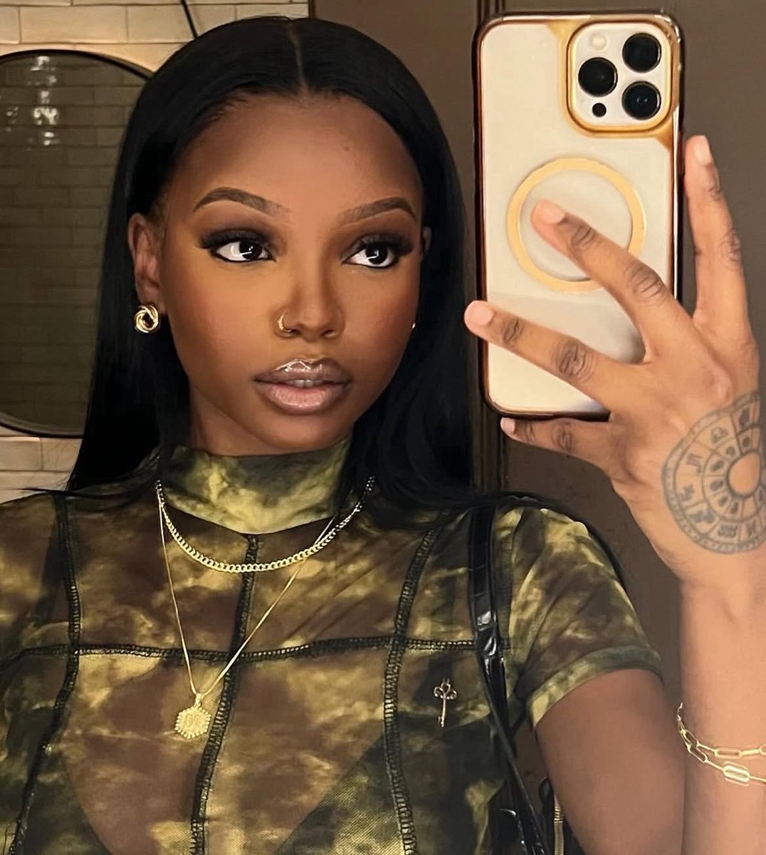 A new day and I’m still obsessed with her✨😍